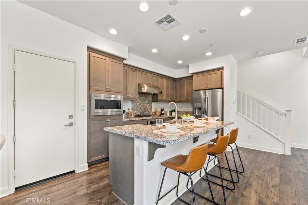 7427 Solstice Place
