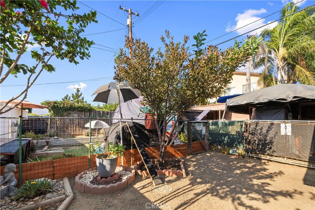 128 N Walnuthaven Drive