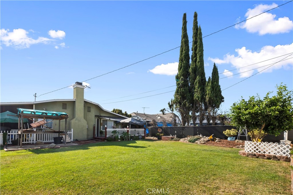 128 N Walnuthaven Drive