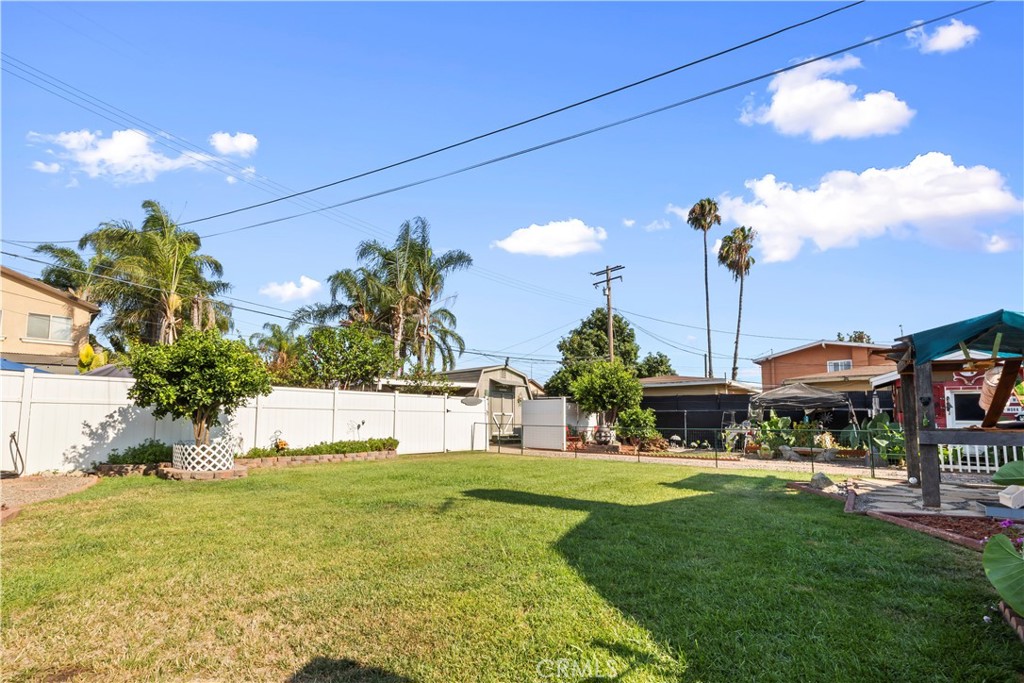 128 N Walnuthaven Drive