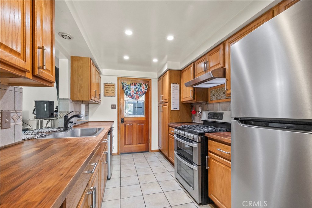 128 N Walnuthaven Drive