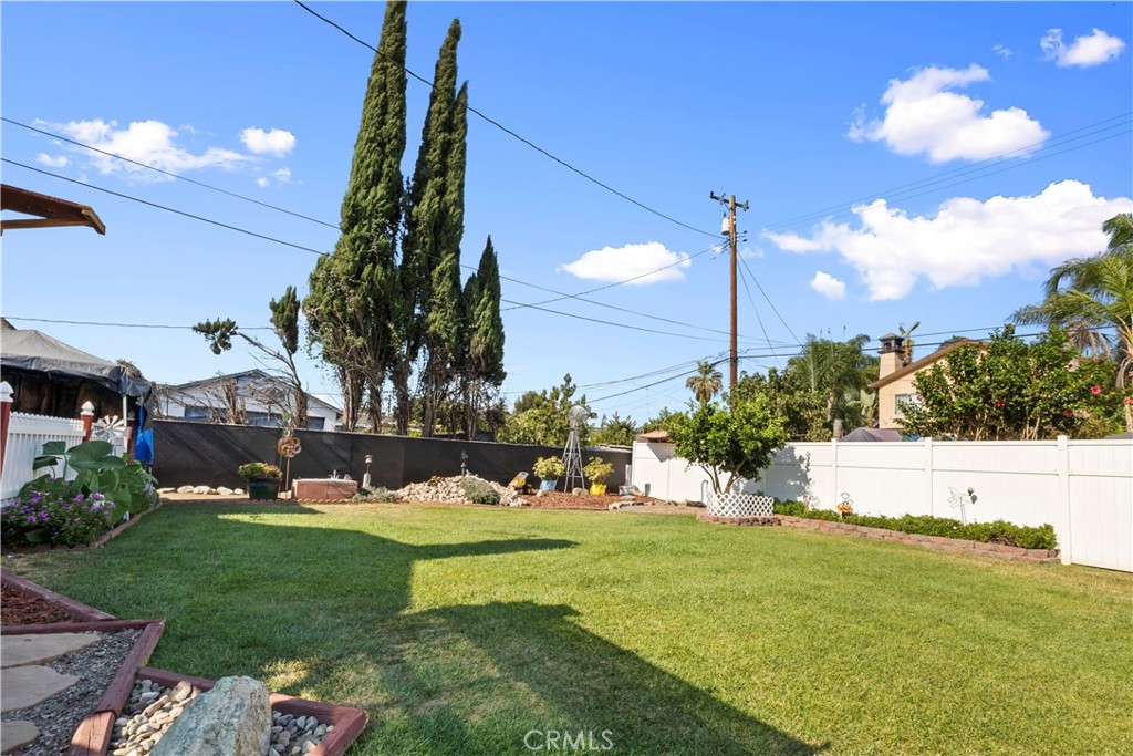 128 N Walnuthaven Drive