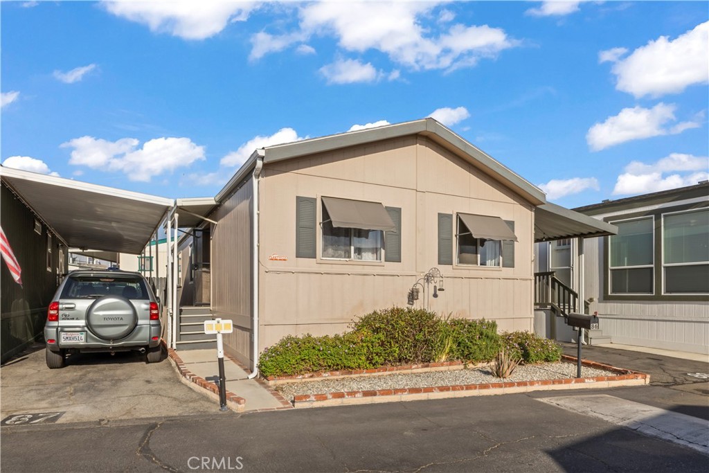 1635 W Covina Boulevard 86
