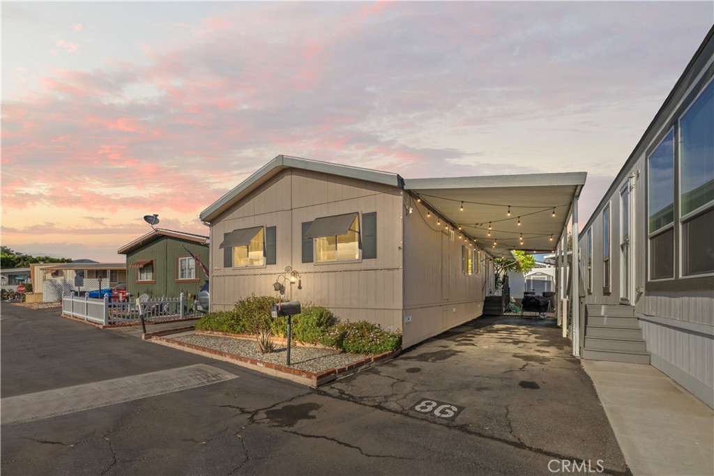 1635 W Covina Boulevard 86