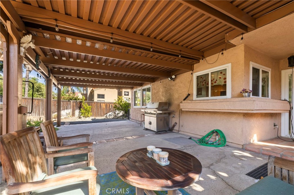 10132 Saddlehill Terrace
