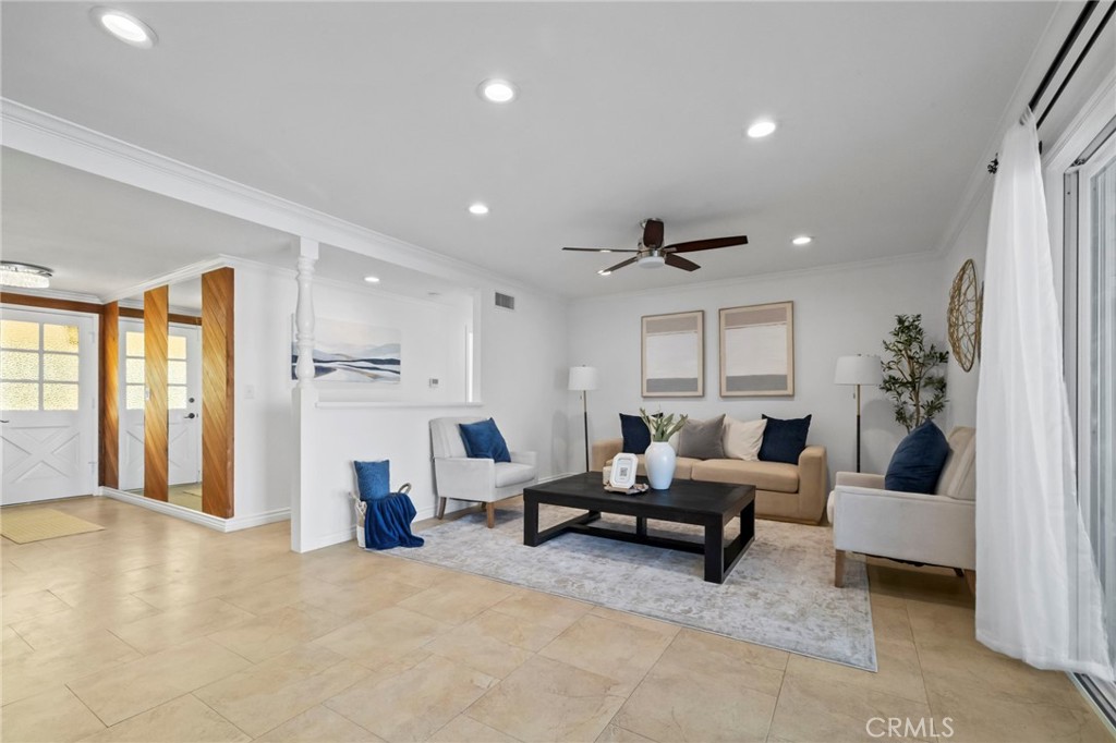 1338 N Albright