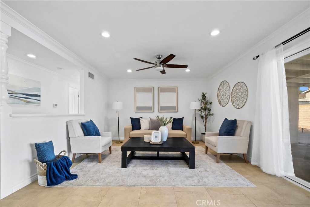 1338 N Albright