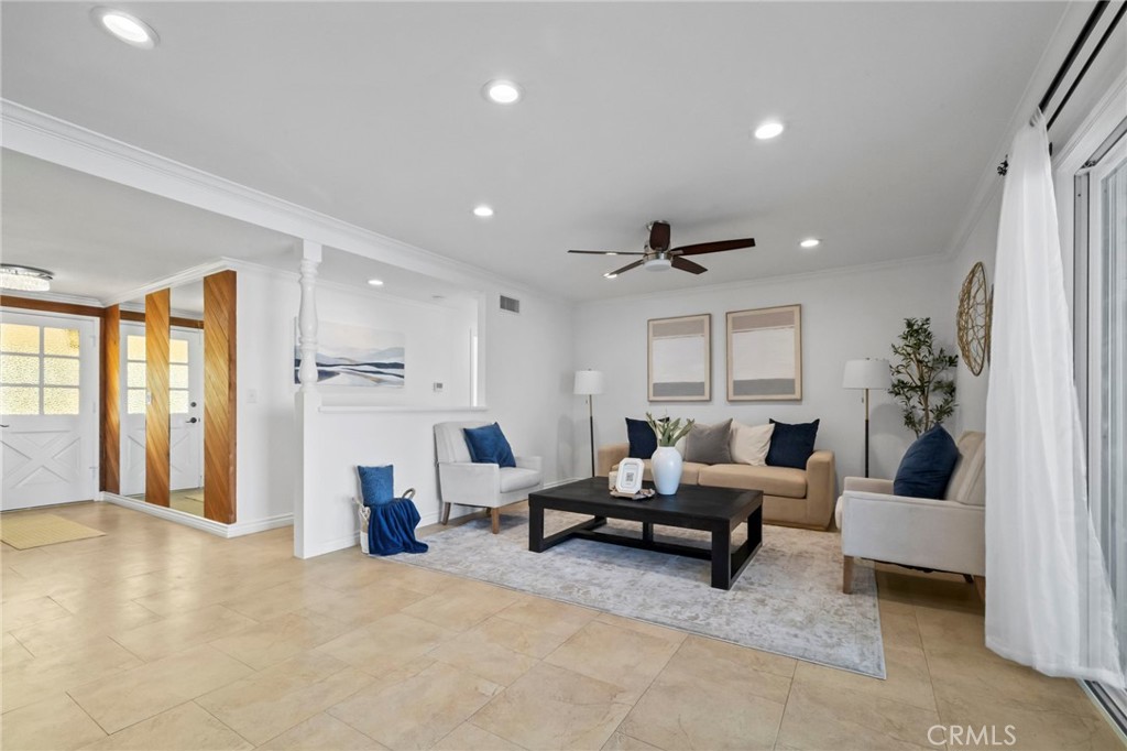 1338 N Albright