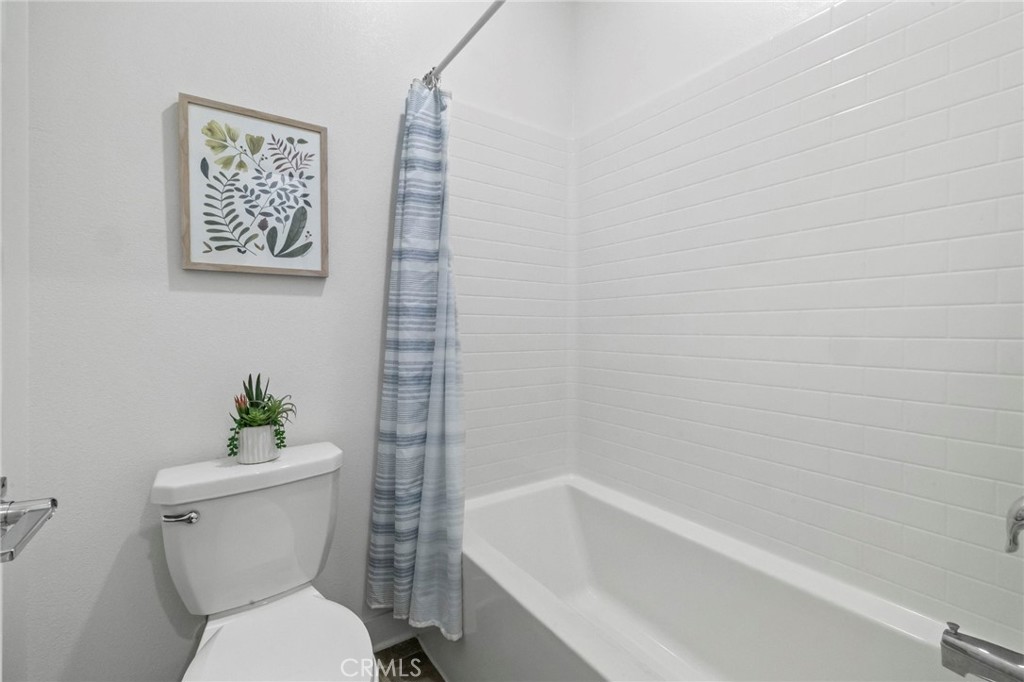 810 Enchanted Hideaway
