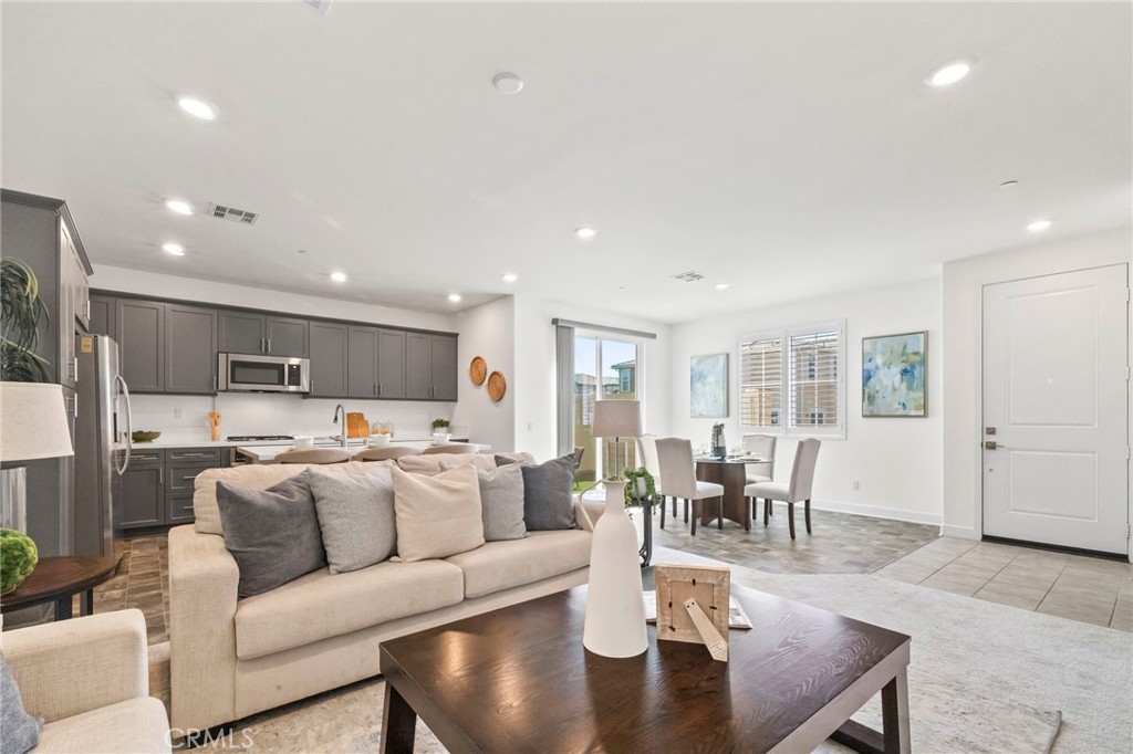 810 Enchanted Hideaway