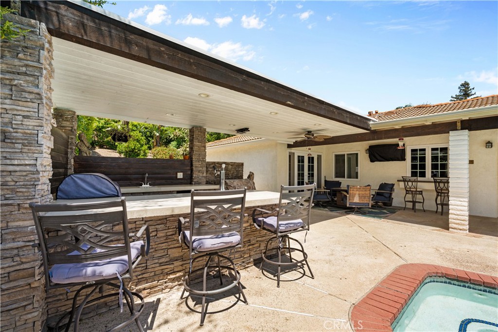 2485 San Mateo Drive