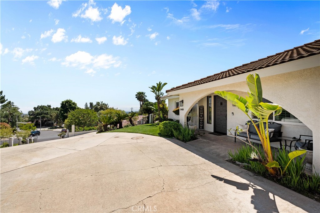2485 San Mateo Drive