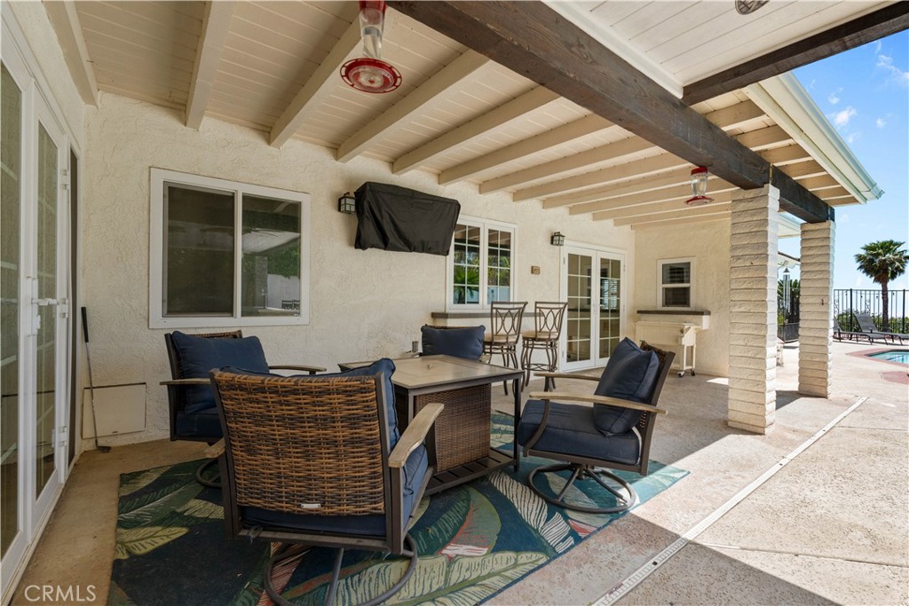2485 San Mateo Drive
