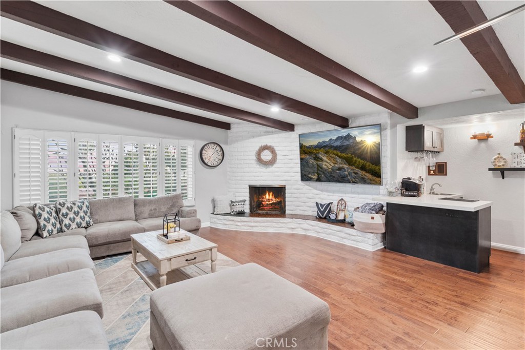 2485 San Mateo Drive