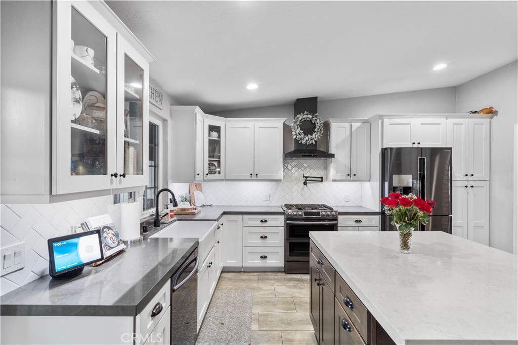 2485 San Mateo Drive