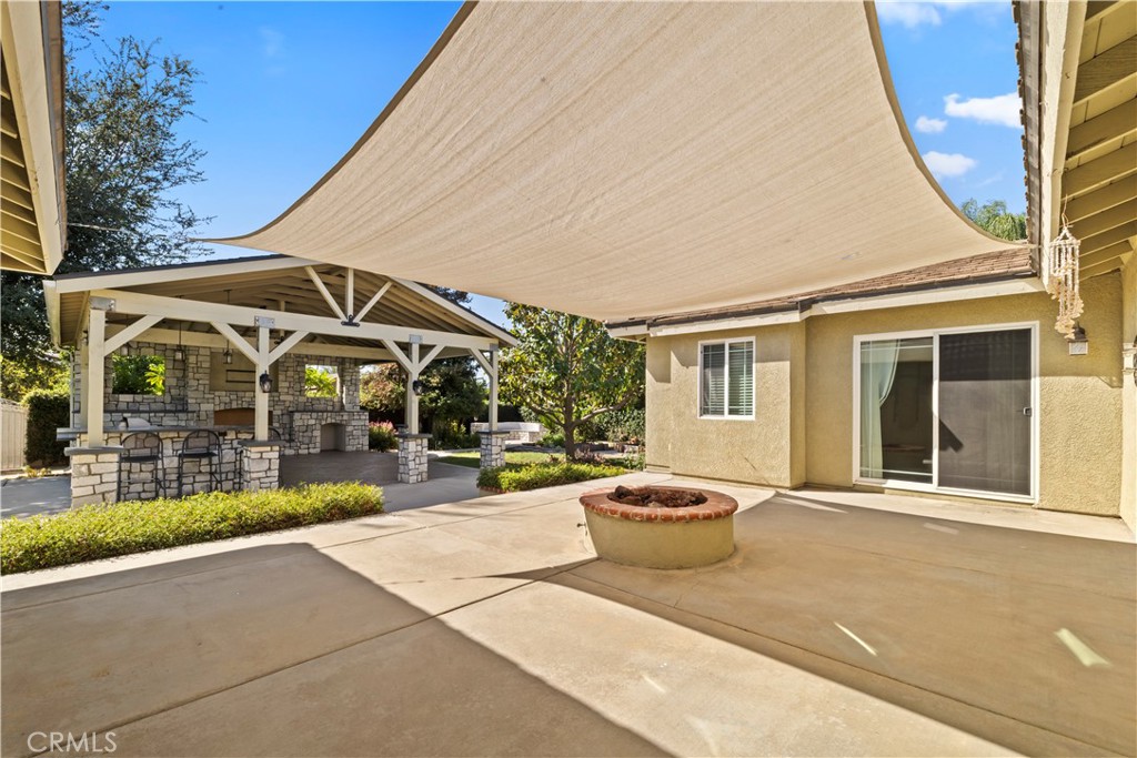 5987 Danito Street