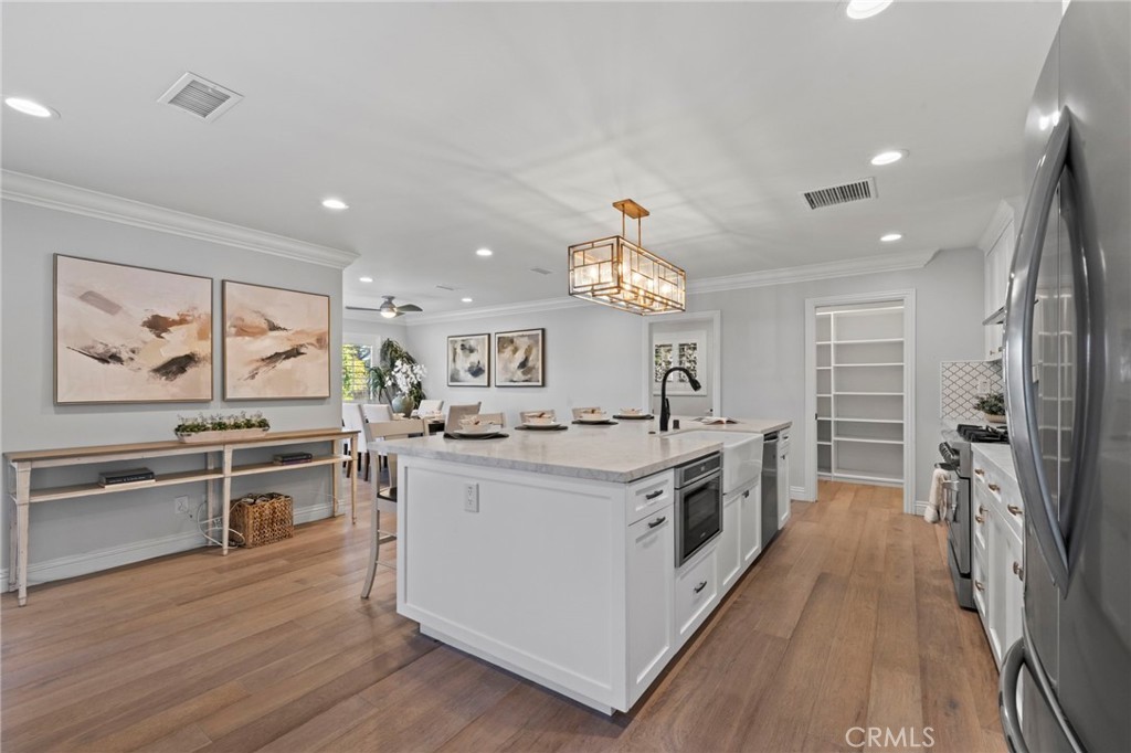 7547 Alta Cuesta Drive