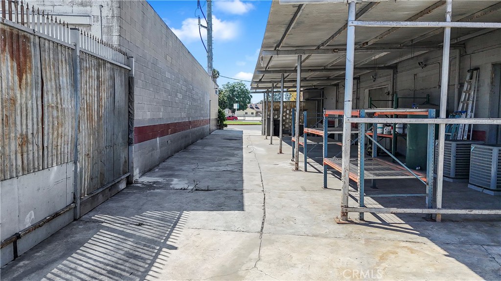 9516 Rayo Ave.
