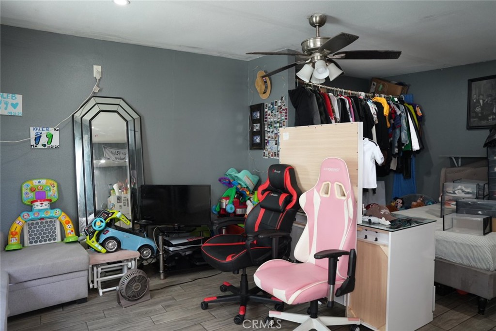 1512 W 153rd
