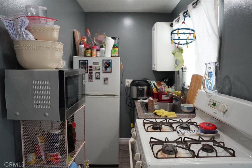 1512 W 153rd