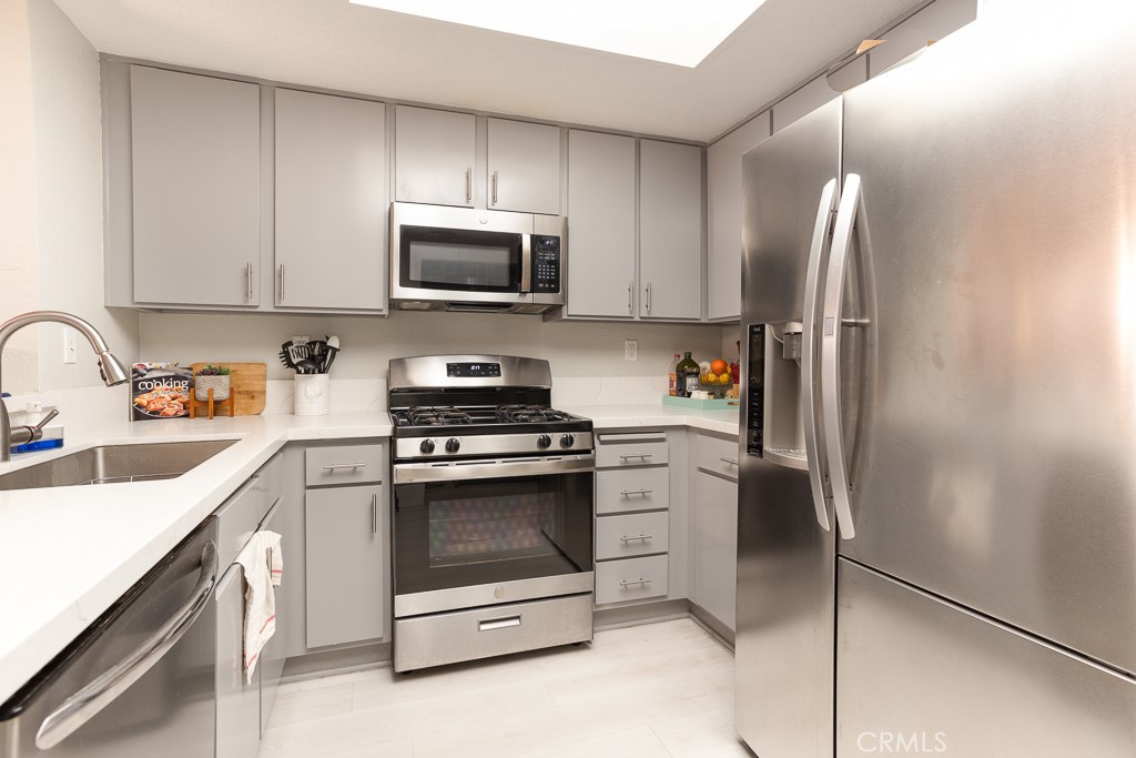 8365 Honeysuckle Place