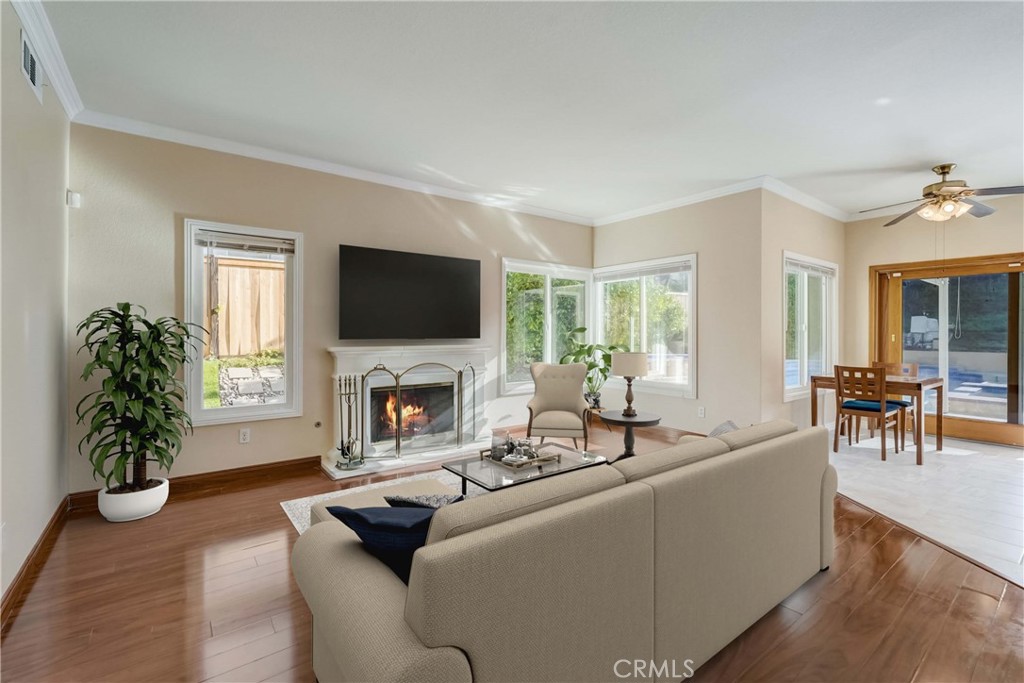 1255 Rosemary Circle