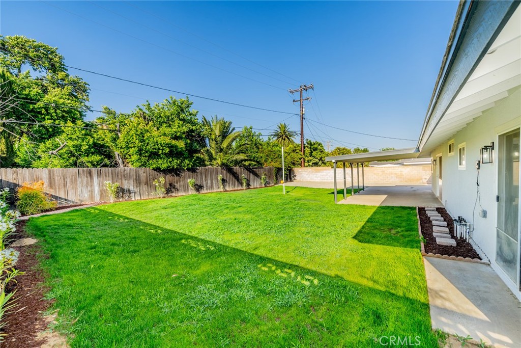 5731 Magnolia Avenue