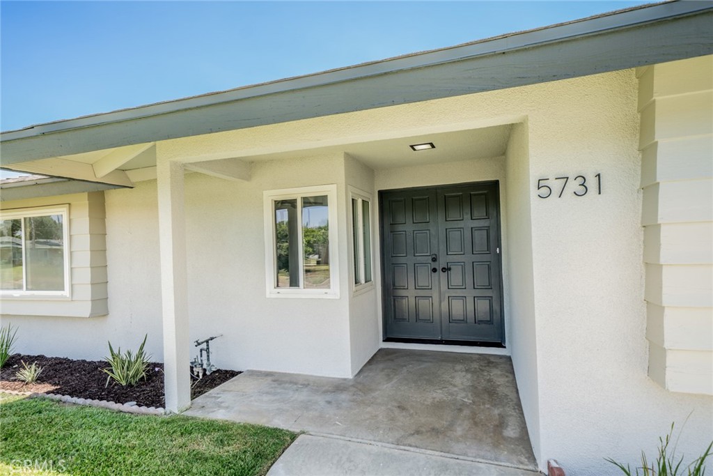 5731 Magnolia Avenue