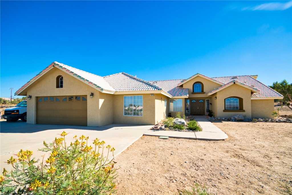 1825 Smoke Tree Road