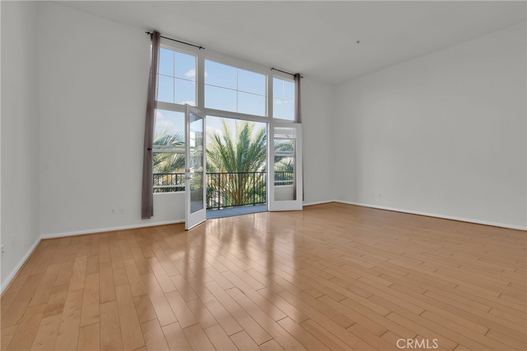 1801 E Katella Avenue 4010