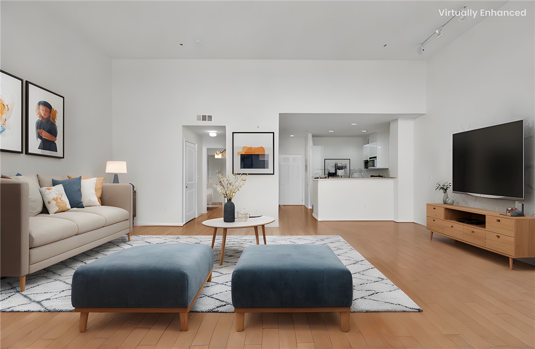 1801 E Katella Avenue 4010