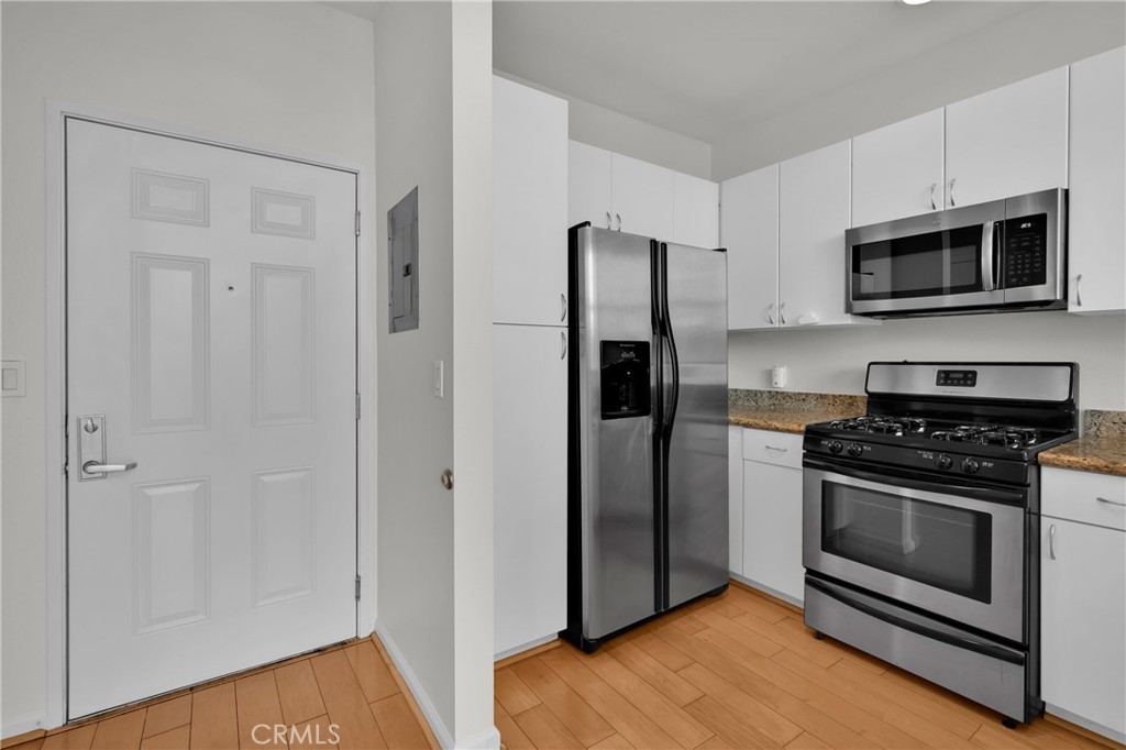 1801 E Katella Avenue 4010