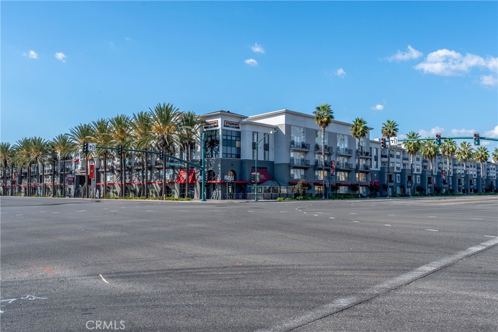 1801 E Katella Avenue 4010