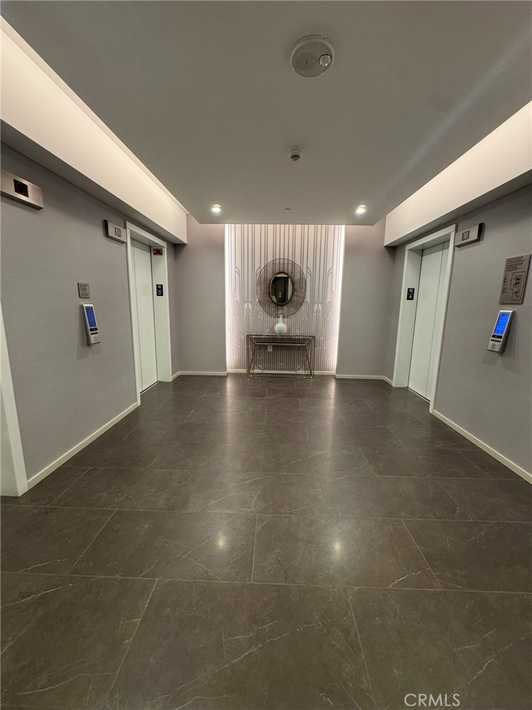 877 Francisco Street 1606