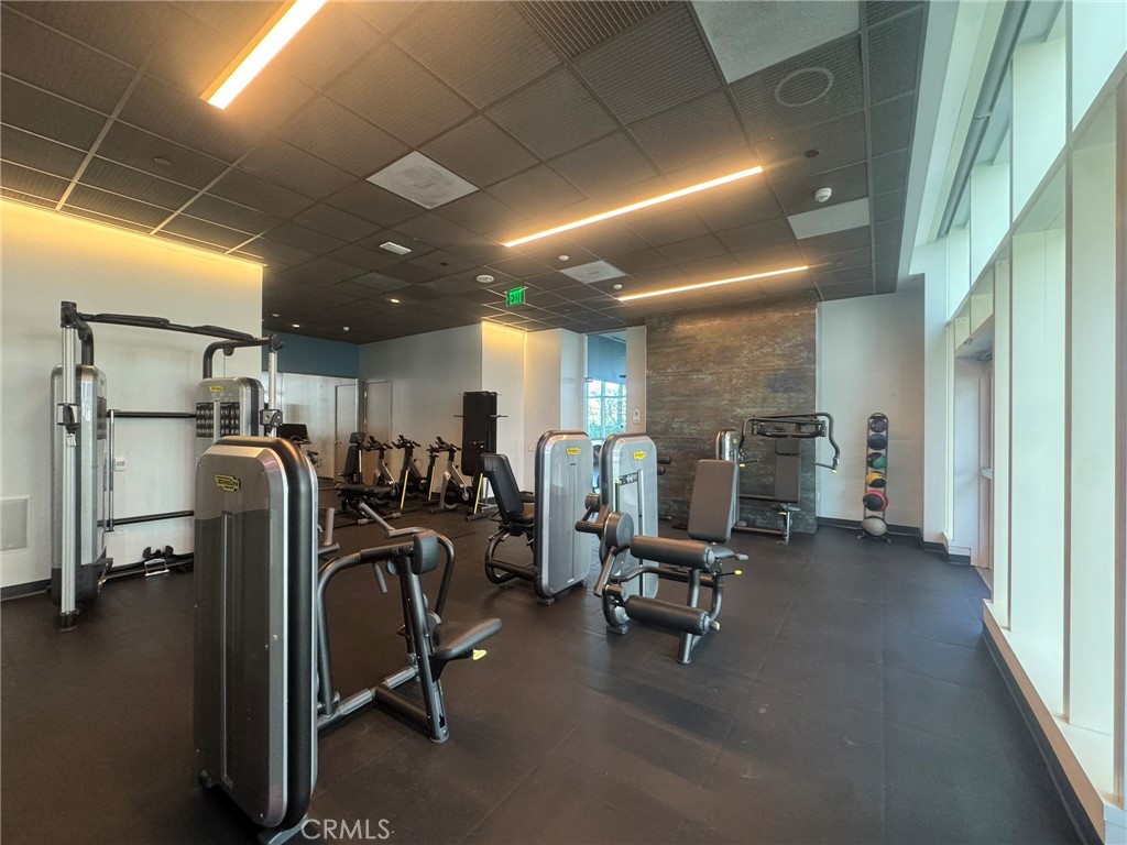 877 Francisco Street 1606