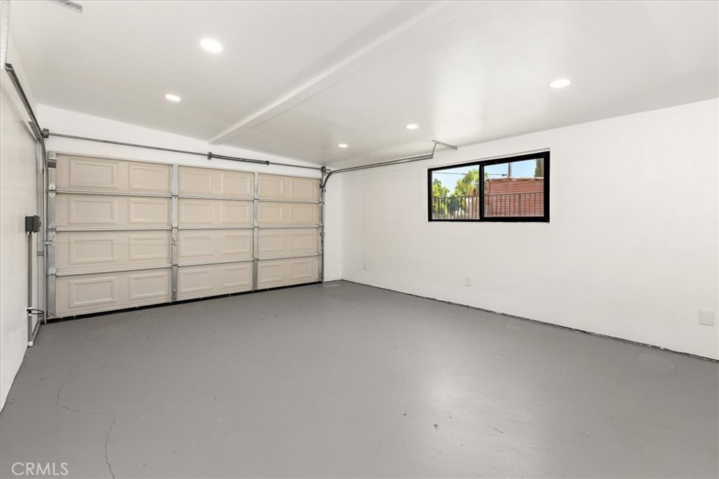 14421 Chandler Street