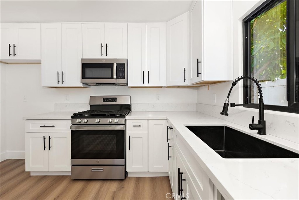 14421 Chandler Street