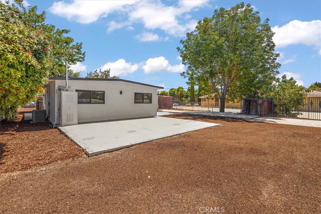 14421 Chandler Street