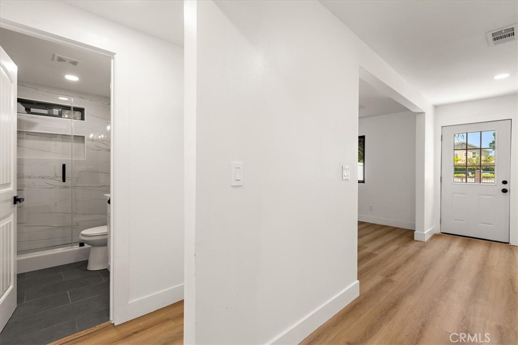 14421 Chandler Street