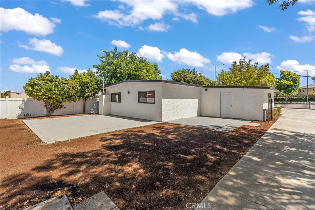 14421 Chandler Street