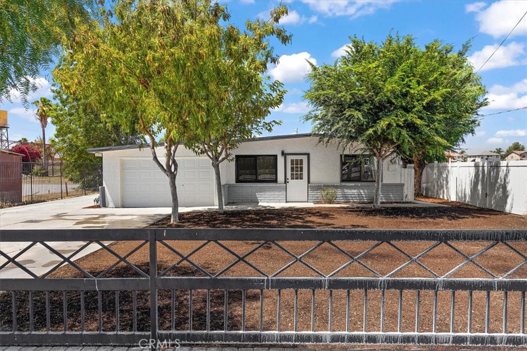 14421 Chandler Street