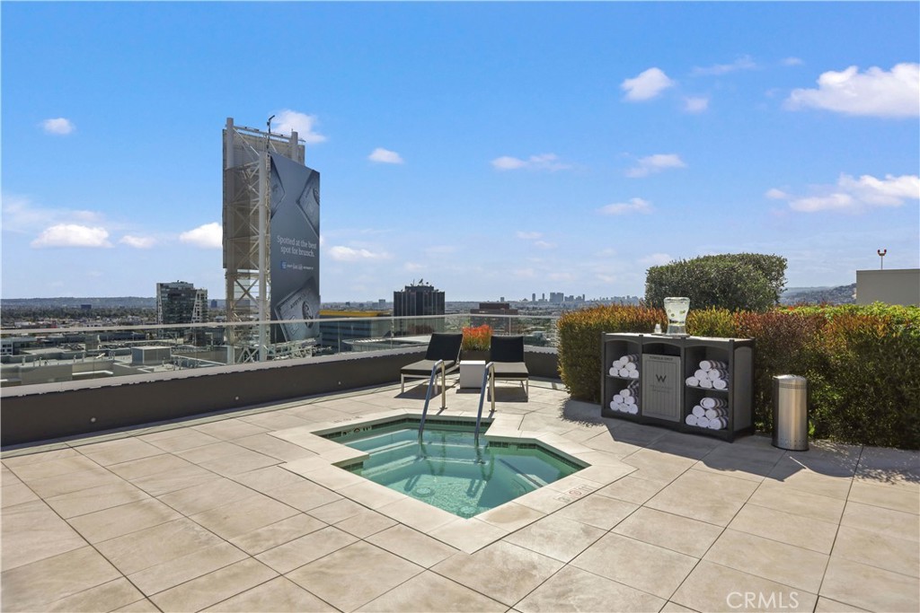 6250 Hollywood Boulevard 4D