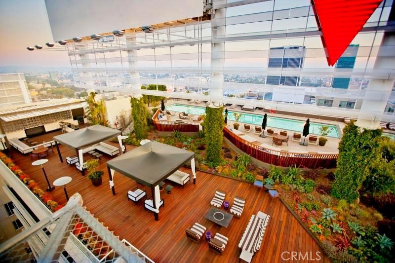 6250 Hollywood Boulevard 4D