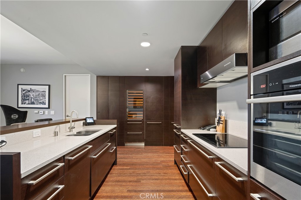 6250 Hollywood Boulevard 4D