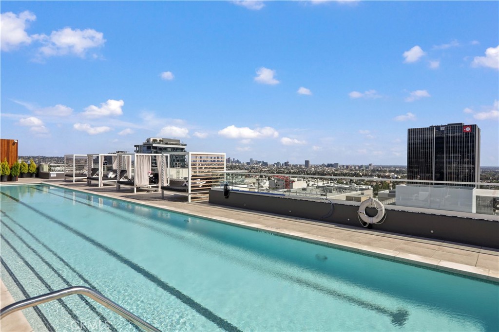 6250 Hollywood Boulevard 4D