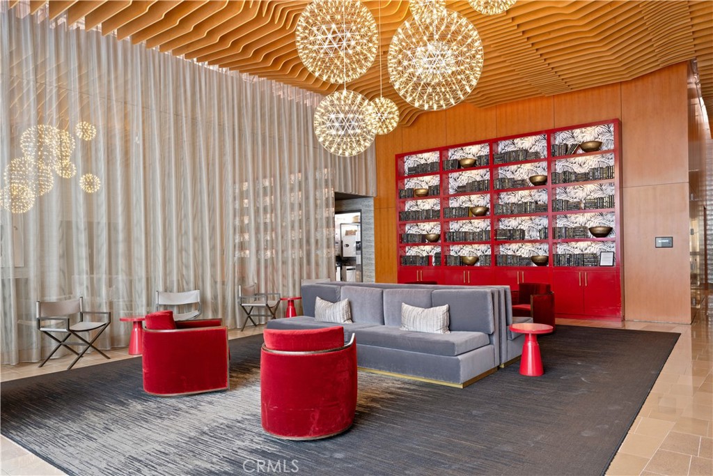 6250 Hollywood Boulevard 4D