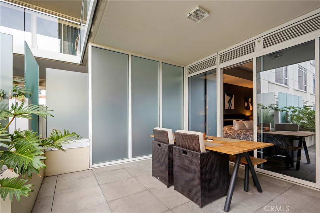 6250 Hollywood Boulevard 4D