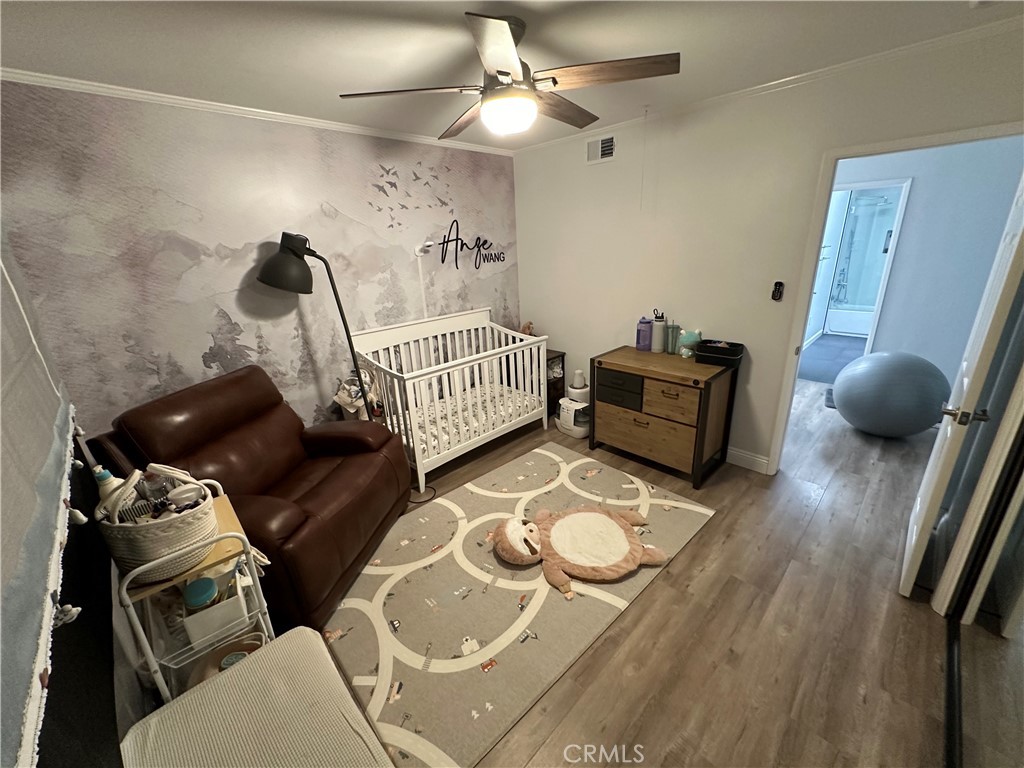 14623 Weddington Street