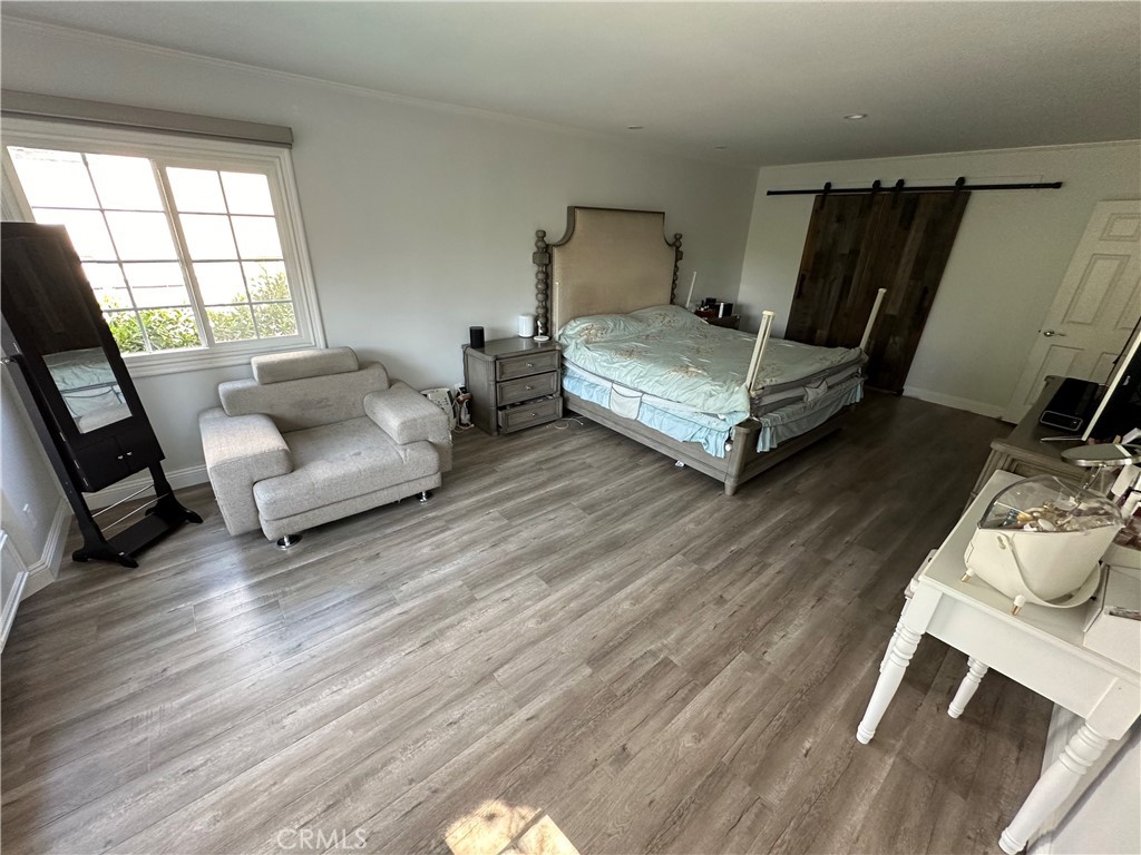 14623 Weddington Street