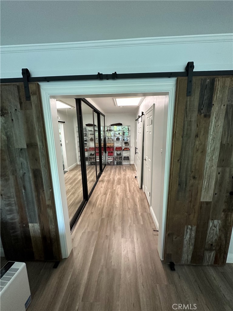 14623 Weddington Street